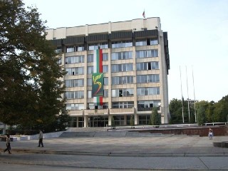 Спират движението по централни улици на 5 октомври