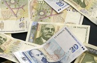 Откраднаха крупна сума от апартамента на пенсионерка
