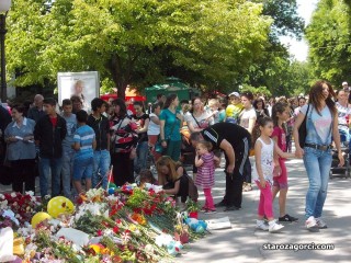 Стара Загора: Хиляди почетоха паметта на Паоло