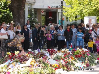 Година от кончината на Паоло