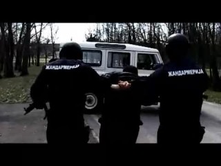 Двама възрастни и 5 непълнолетни са арестувани за боя с Полицията в Раднево снощи 