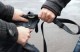 Нападнаха и обраха 22-годишна жена на улицата в Стара Загора