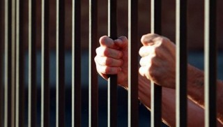 Оставиха за постоянно в ареста 27-годишен рецидивист за пореден обир