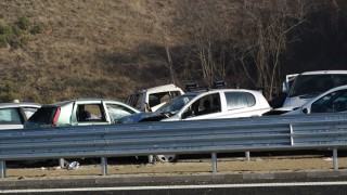 Верижна катастрофа затруднява движението по северната част на  околовръстния път на Стара Загора