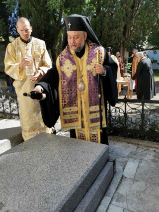 С панахида почетоха 22 години от кончината на дядо Панкратий 