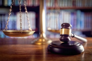 Осъдиха мъж на 5 години затвор за блудство с 16-годишно момиче