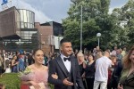 И днес абитуриенти дефилират по червения килим в Стара Загора