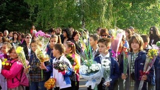 Средно 354 лв. са нужни за 15-ти септември