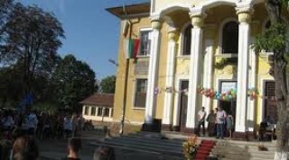 Ветеринарната гимназия с приз от Центъра за развитие на човешките ресурси