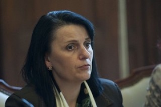 Зам. министър засажда фиданки на Старозагорските минерални бани