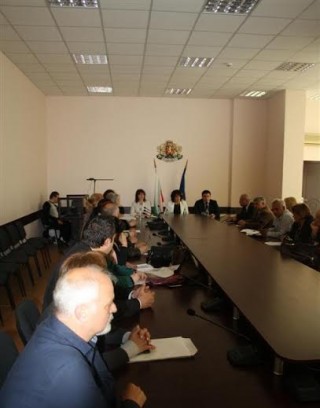 Приеха стратегия за развитие на социалните услуги