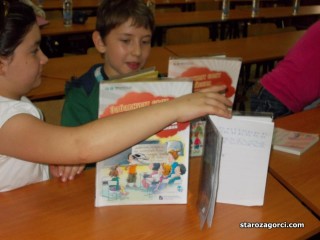 Стара Загора: Третокласници учат китайски в СОУ “Максим Горки“