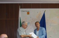 Изграждат модерен младежки дом под липите