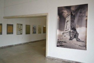 Юбилейната фотодокументална изложба за паметника “Шипка“ в Библиотеката