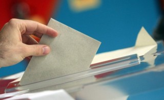 Според междинните резултати в Стара Загора ГЕРБ води убедително