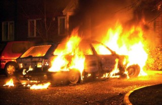 Запалиха автомобила на старозагорец