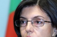 Меглена Кунева учредява клуб „Младите реформатори в ПП ДБГ“ под липите