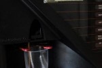 Хванаха 14-годишен в момент на кражба от кафеавтомат