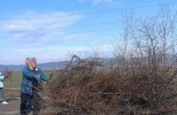 Членове на ГЕРБ – Стара Загора почистиха паметника на загиналите в  Джуранлийския бой