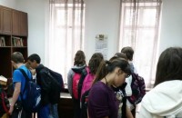 Старозагорски ученици посетиха Държавния архив под липите