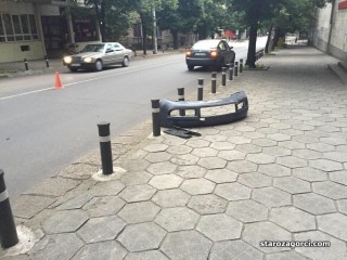 Стара Загора: Катастрофа до Езикова гимназия с мотоциклет