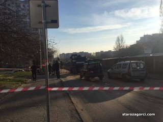 Стара Загора: Двама работници бяха затрупани в изкоп