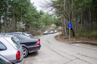 Движението зад стадион „Берое“ до паркинга на парк „Аязмото“ вече е еднопосочно
