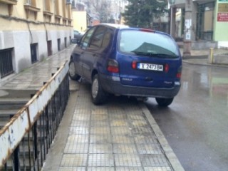 Въвеждат глоба със стикер за шофьори нарушители в Стара Загора