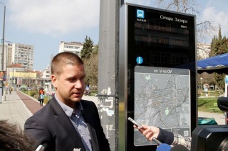 Таблата на автобусните спирки в Стара Загора вече „говорят“