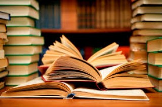 Пътуващите книги на Стара Загора организират благотворителен онлайн търг на книги