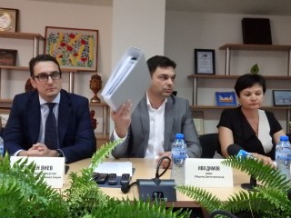 “Язаки“ отваря пилотен завод в Стара Загора