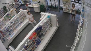 Стара Загора: Нагла кражба от аптека в Стара Загора