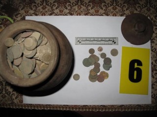 Задържаха четирима иманяри от Стара Загора и Раднево със стотици монети