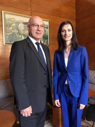 Народният представител от Стара Загора Емил Христов се срещна с еврокомисаря Мария  Габриел