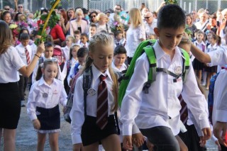 Областният управител откри учебната година в СУ „Максим Горки” и ПГАСГ „Лубор Байер” в Стара Загора