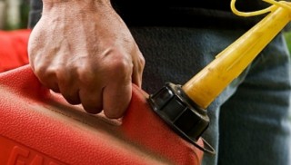 Откраднаха гориво от товарен автомобил в Стара Загора