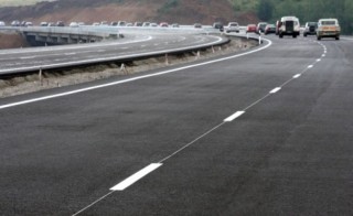 Затруднено е движението по главния път Стара Загора- Казанлък в района на село Ягода