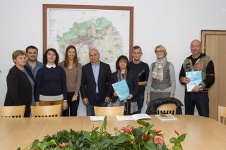 Над 2 тона отпадъци от хартия събра старозагорско училище в кампанията „Хартиена война”