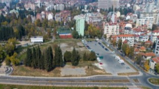 Временно се преустановява платеното паркиране за леки автомобили на паркинга на парк „Артилерийски“