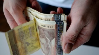 Старозагорка опита да подкупи полицаи с 50 лева