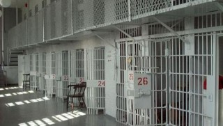 Осъдиха на по осем месеца затвор и глоба двама мъже за подпомагане на мароканци да преминат незаконно през страната