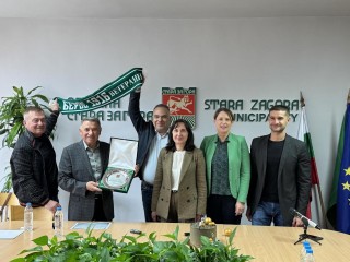 Знаковият футболист на „Берое“ Борис Киров с почетен знак за заслуги от Община Стара Загора