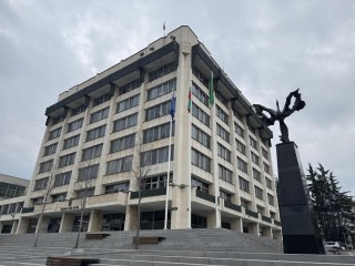 Глобиха жени за просия в центъра на Стара Загора, както и търговци без разрешителни, продавали на тротоара