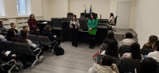 „Не на агресията“ бе темата, под чийто надслов премина срещата между представители на Районен съд – Стара Загора и ученици от  езиковата гимназия