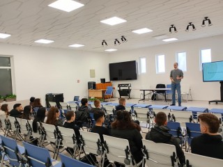 Превантивно-информационният център по зависимости – Стара Загора отбеляза Международния ден за безопасен интернет